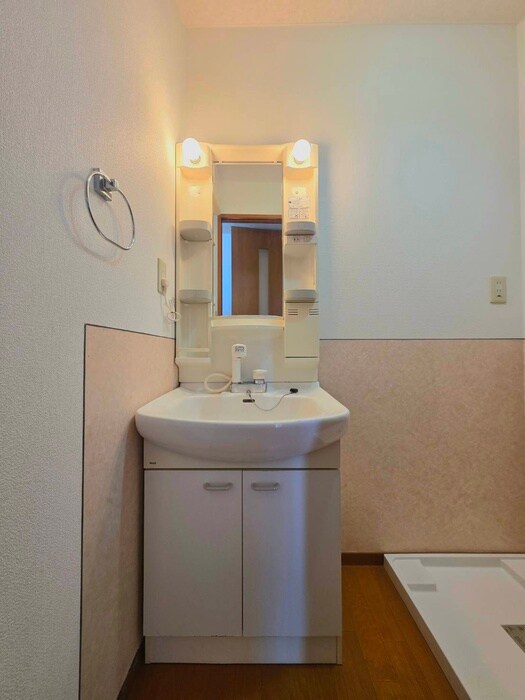 物件内観写真10　(洗面)