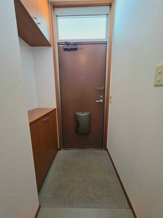 物件内観写真19　(玄関)