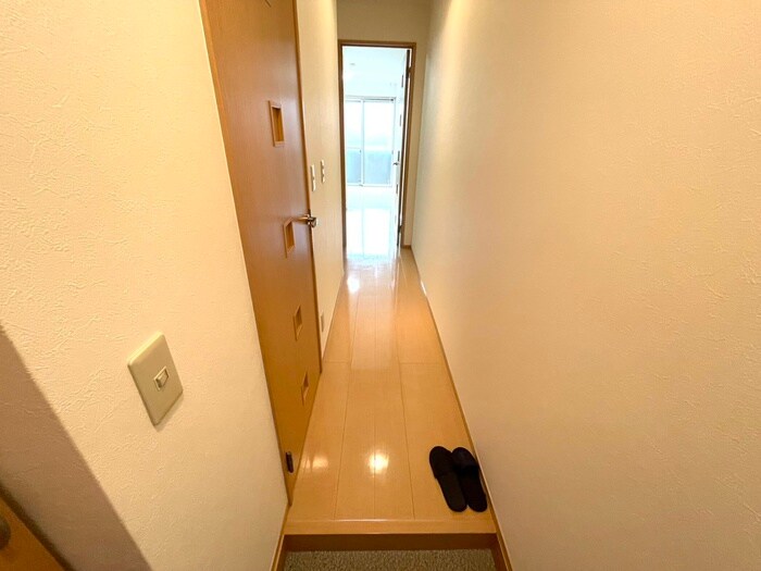 物件内観写真17　(廊下)