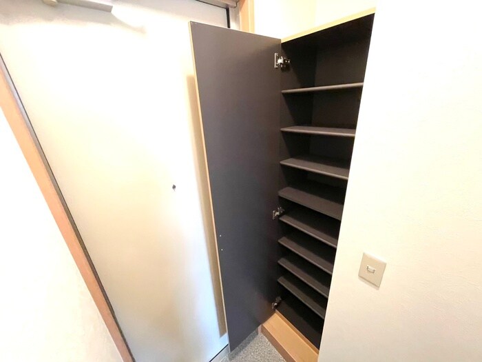 物件内観写真18　(靴箱)