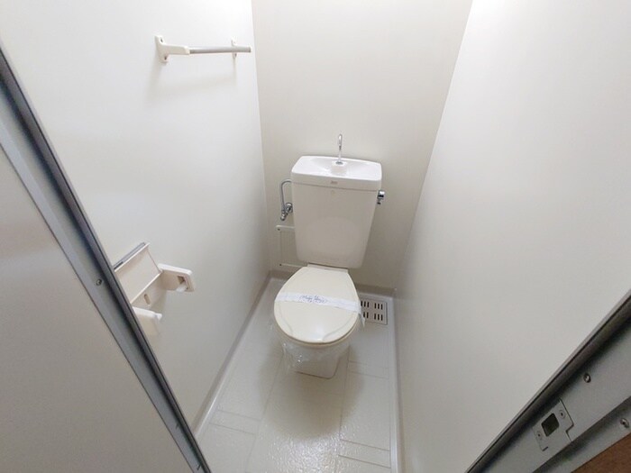 物件内観写真12　(トイレ)