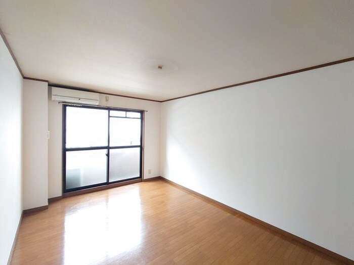 物件内観写真17　(居室)