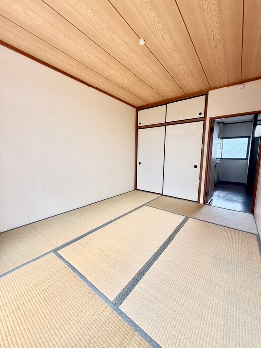 物件内観写真8　(居室)