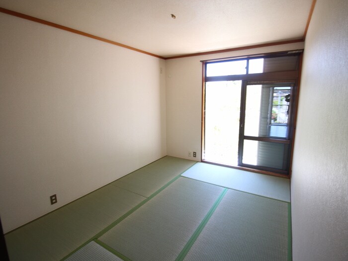 物件内観写真13　(居室)