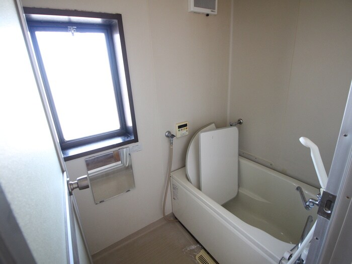 物件内観写真14　(バス／シャワールーム等)