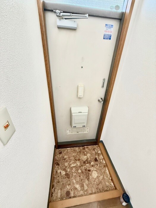 物件内観写真20　(玄関)