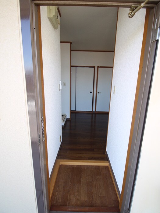 物件内観写真22　(玄関)