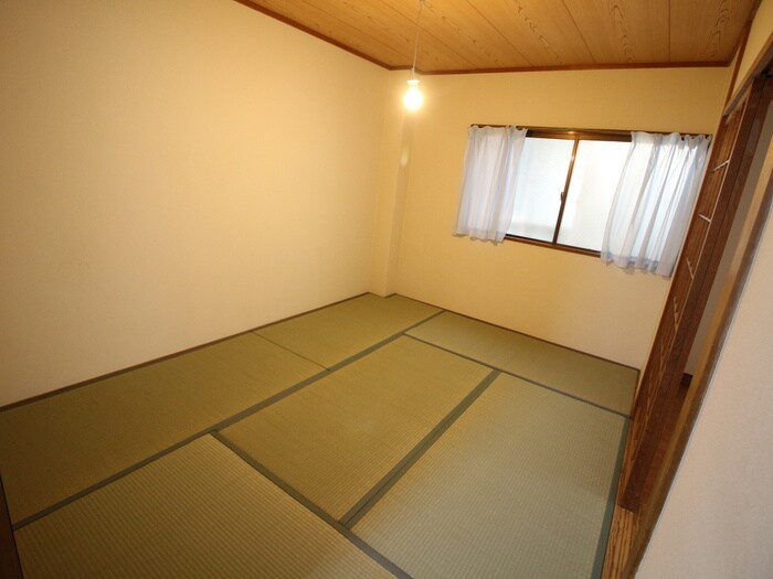 物件内観写真7　(居室)