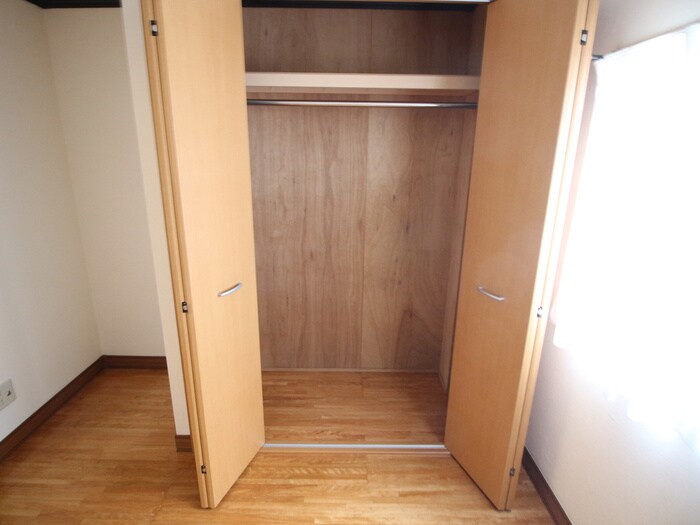 物件内観写真15　(収納)