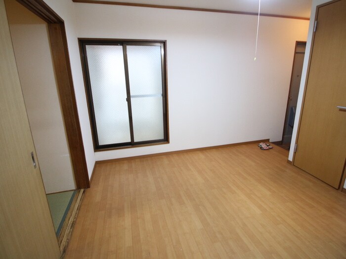 物件内観写真21　(居室)