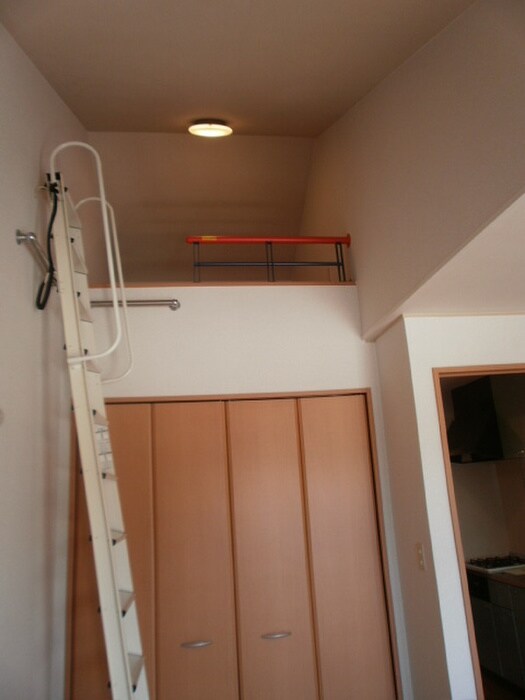 物件内観写真9　(ロフト)