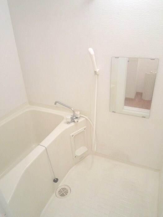 物件内観写真12　(バス／シャワールーム等)