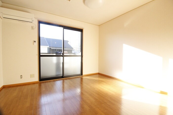 物件内観写真15　(居室)