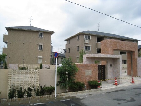 ルナ　ヌ－ブＢ外観写真