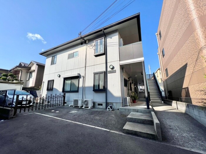 物件外観写真2　(外観写真)