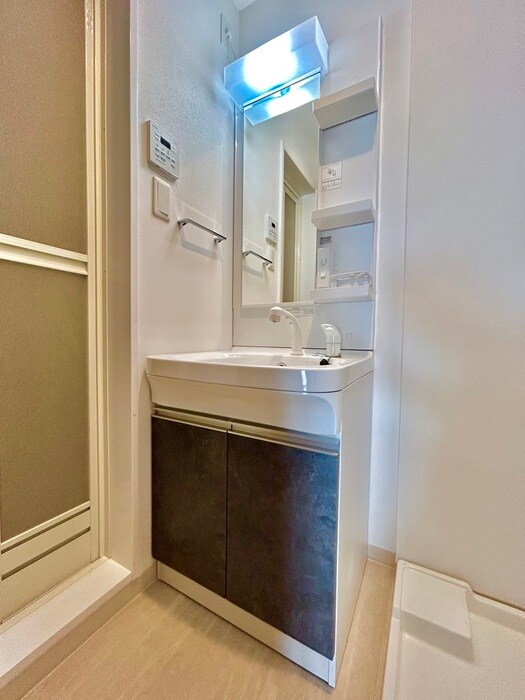 物件内観写真10　(洗面)