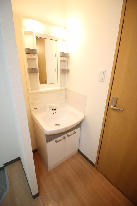 物件内観写真10　(洗面)