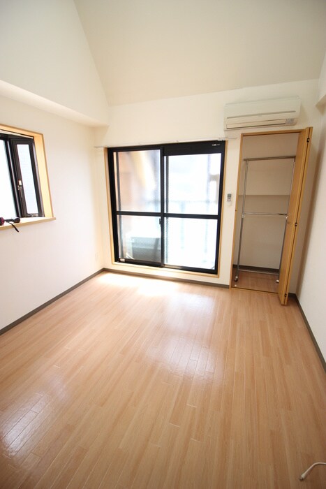 物件内観写真11　(居室)