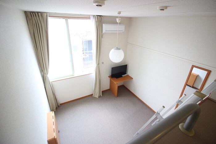 物件内観写真5　(居室)