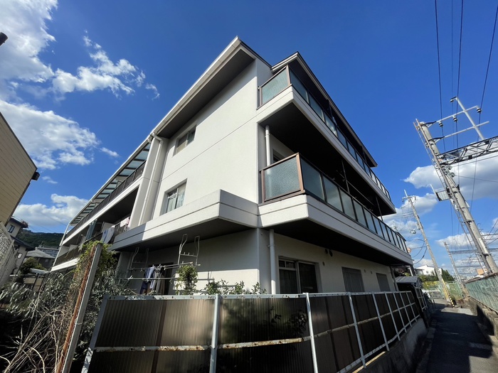 アパルトマン 松栄