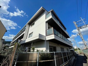 アパルトマン 松栄外観写真