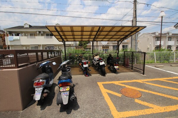 バイク置き場