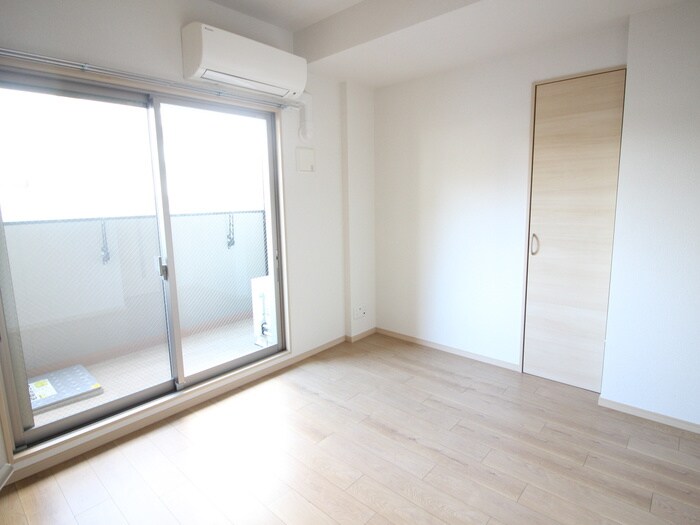 物件内観写真13　(居室)