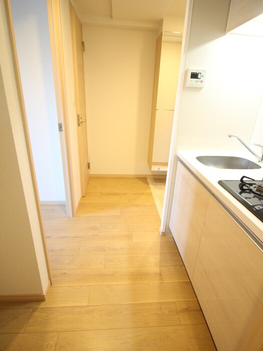 物件内観写真20　(廊下)