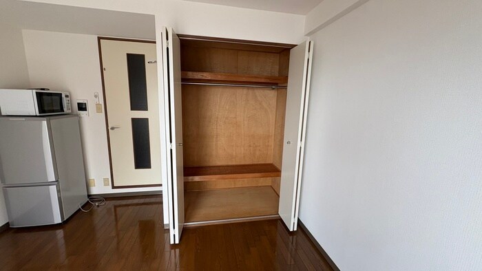 物件内観写真18　(収納)