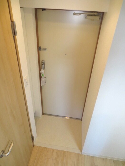 物件内観写真20　(玄関)