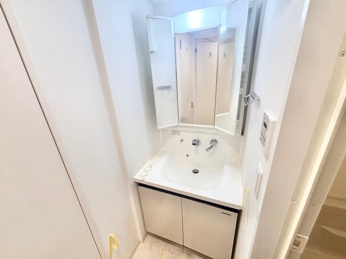 物件内観写真9　(洗面)