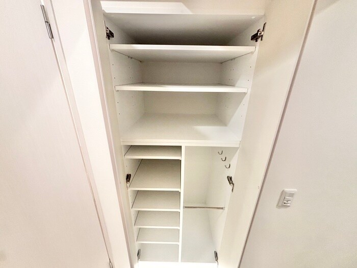物件内観写真17　(靴箱)