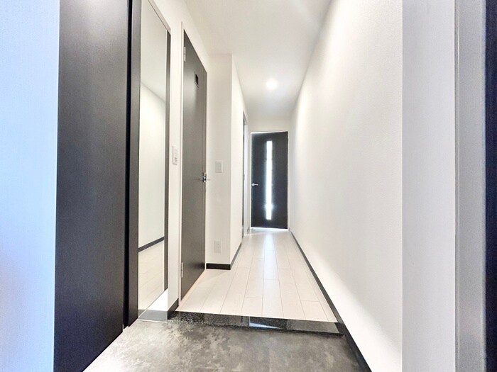 物件内観写真18　(廊下)