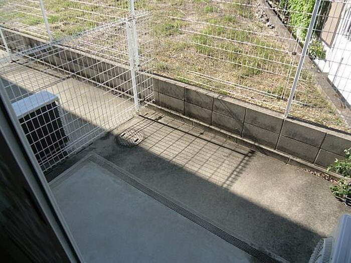 物件内観写真20　(室内からの展望)