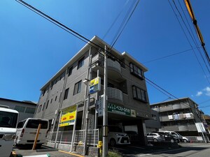 三宝マンション２番館外観写真