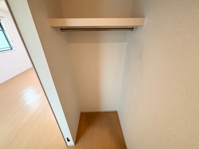 物件内観写真16　(収納)