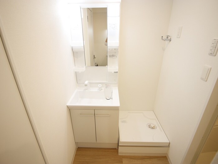 物件内観写真12　(洗面)