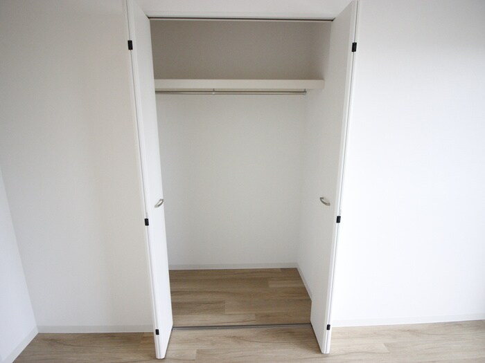 物件内観写真14　(収納)