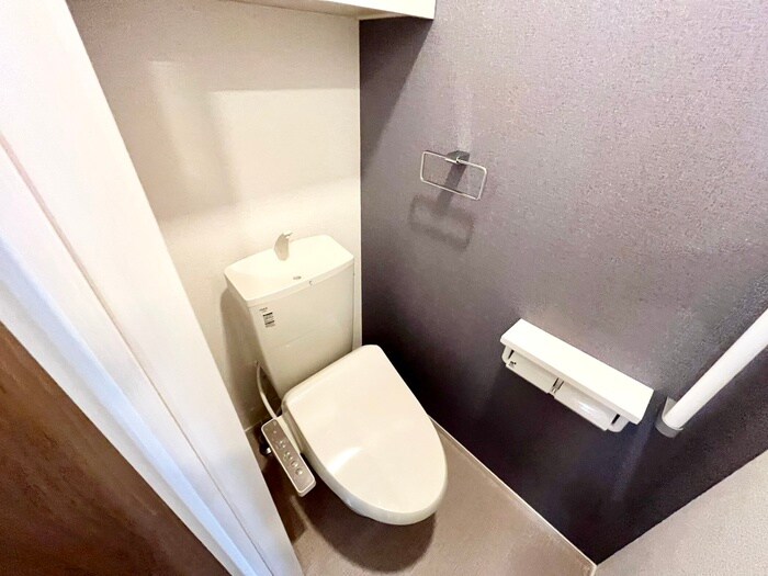 物件内観写真9　(トイレ)