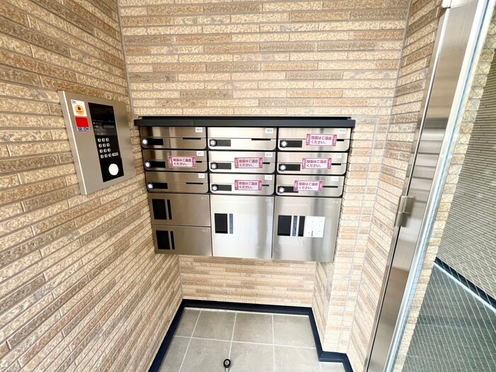 物件外観写真6　(建物設備)