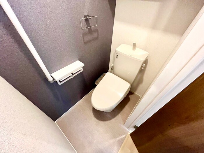 物件内観写真11　(トイレ)