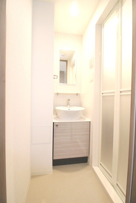 物件内観写真9　(洗面)