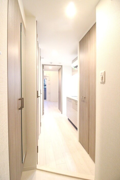 物件内観写真16　(廊下)