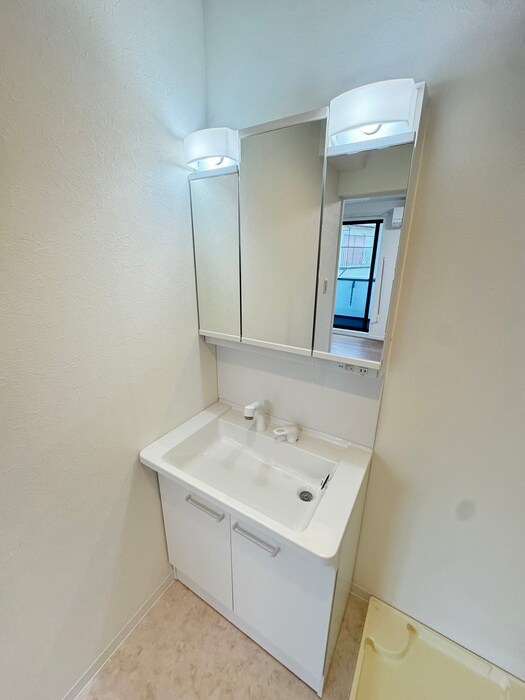 物件内観写真12　(洗面)