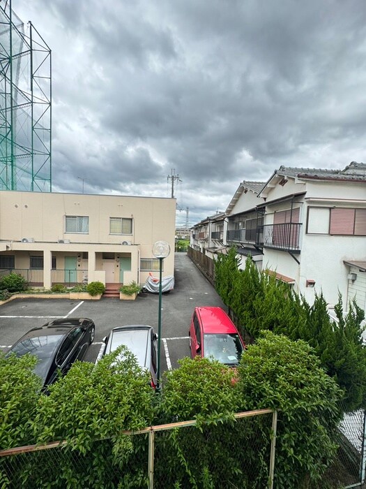 物件内観写真22　(室内からの展望)