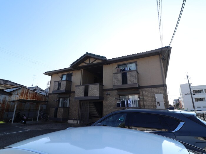 物件外観写真1　(外観写真)