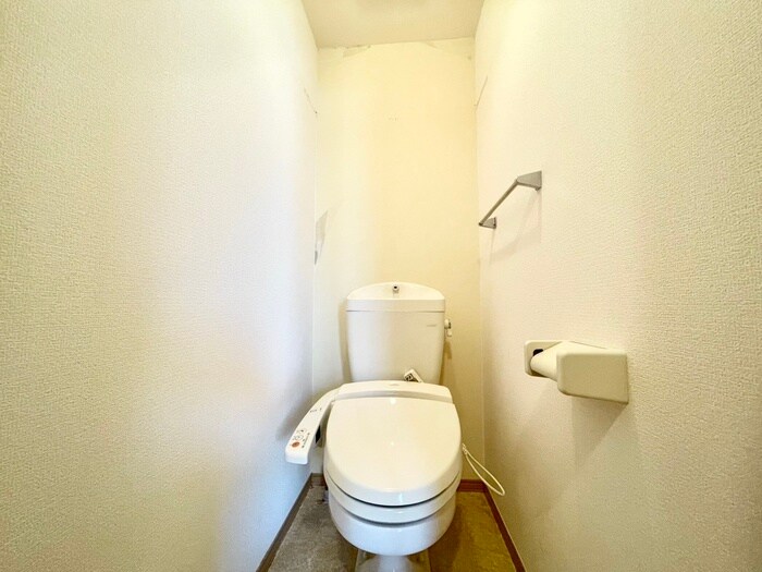 物件内観写真11　(トイレ)