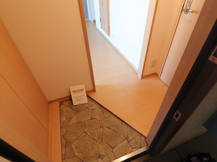 物件内観写真17　(廊下)