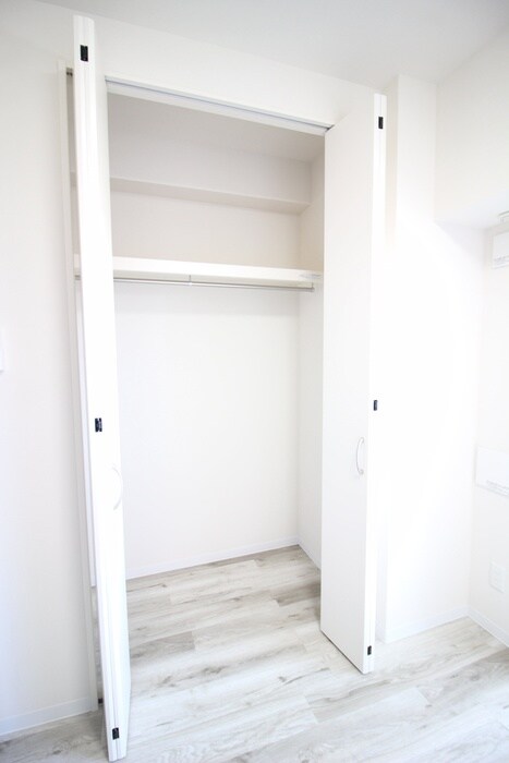 物件内観写真15　(収納)