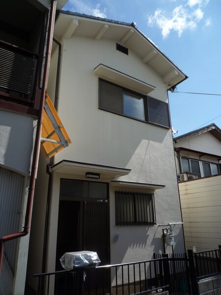 宮辻貸家外観写真